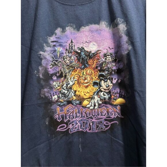 Disney Halloween T-shirt size Large - Picture 2 of 2